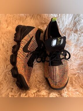 Nike Flyknit Running Shoes in Black with Multicolor Knit